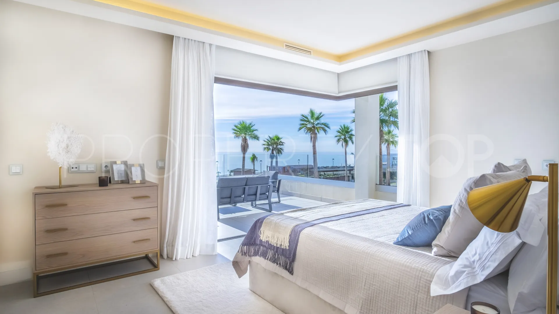 Se vende villa en Velaya