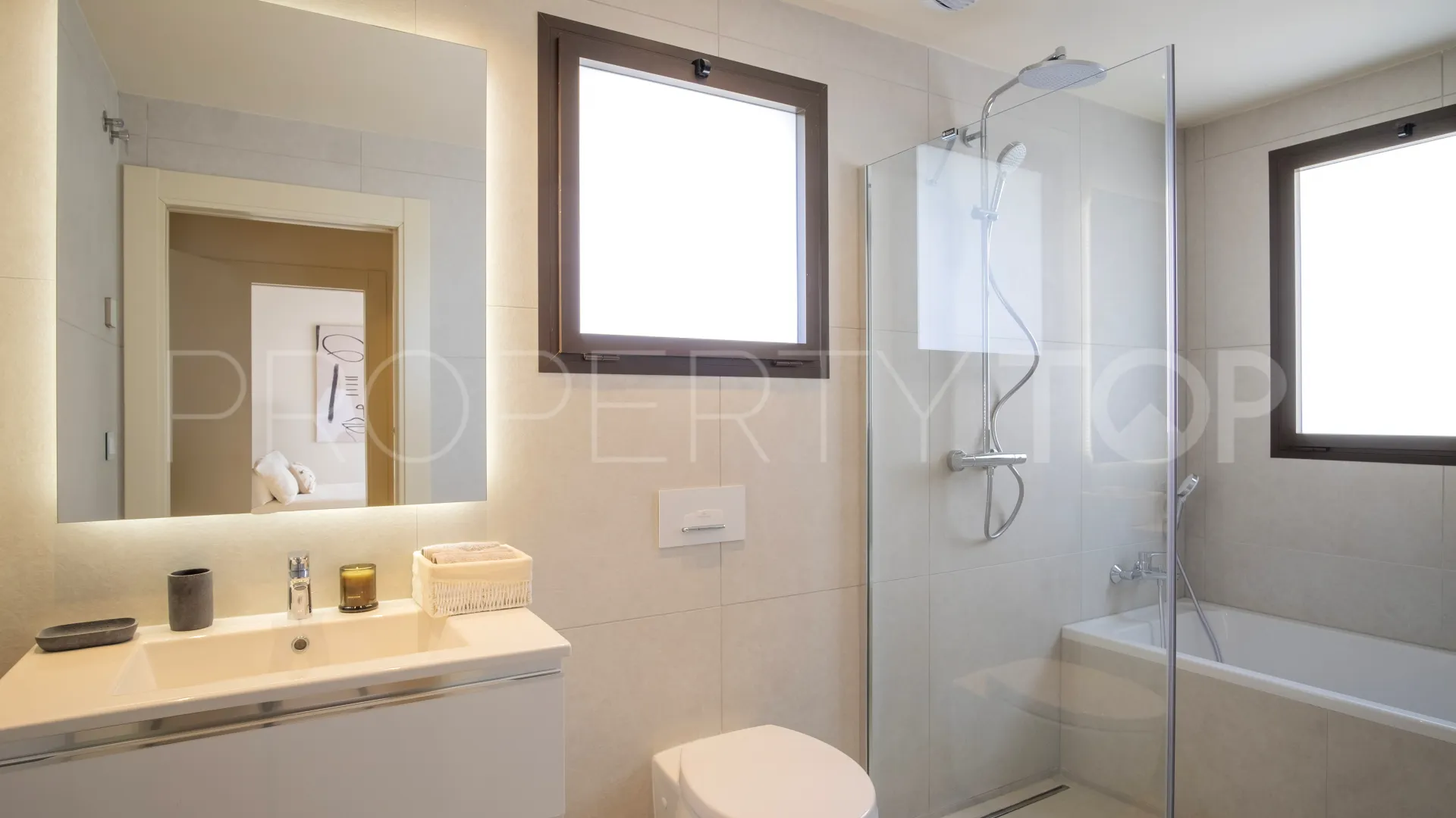 Se vende villa en Velaya