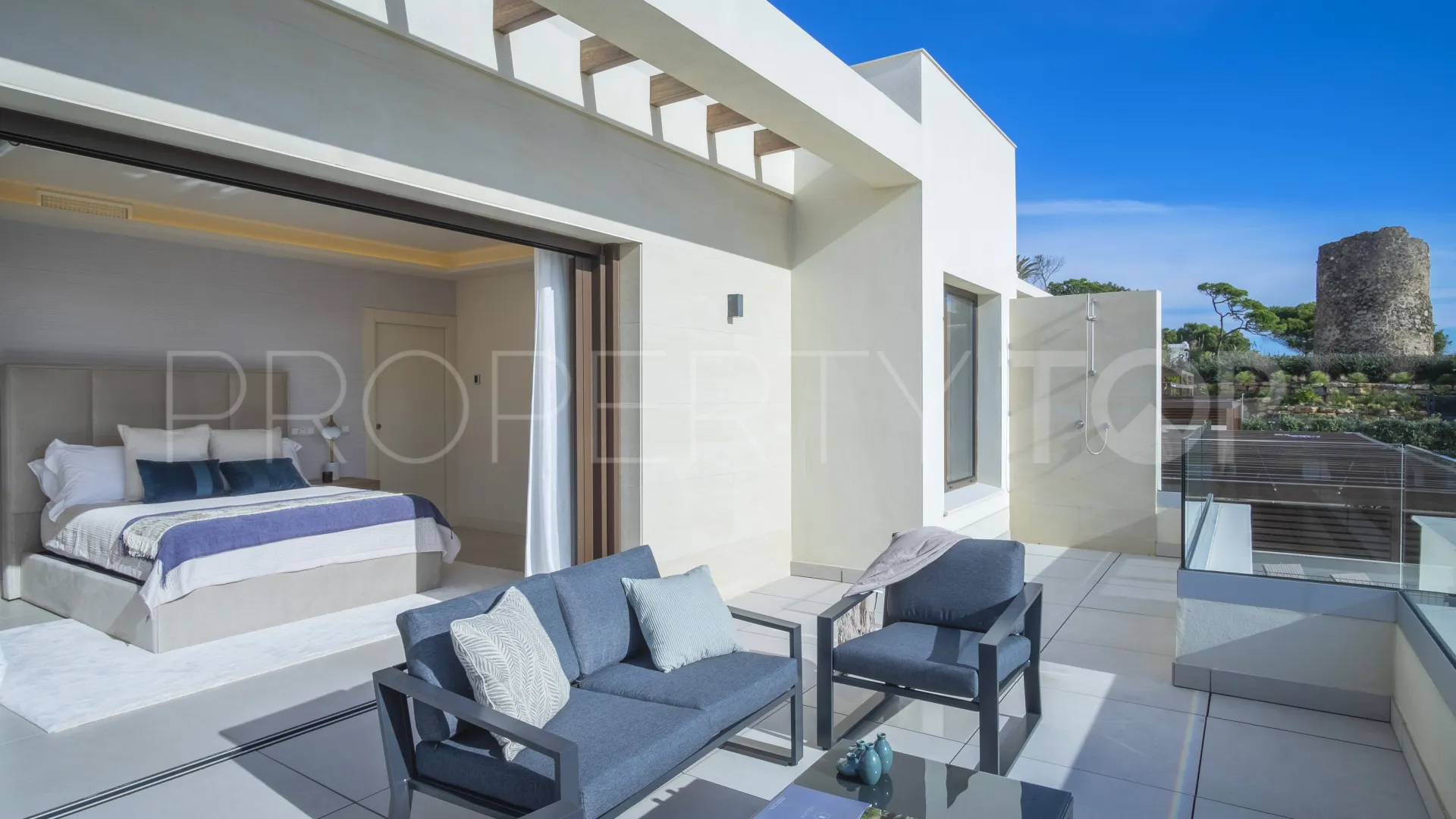 Se vende villa en Velaya