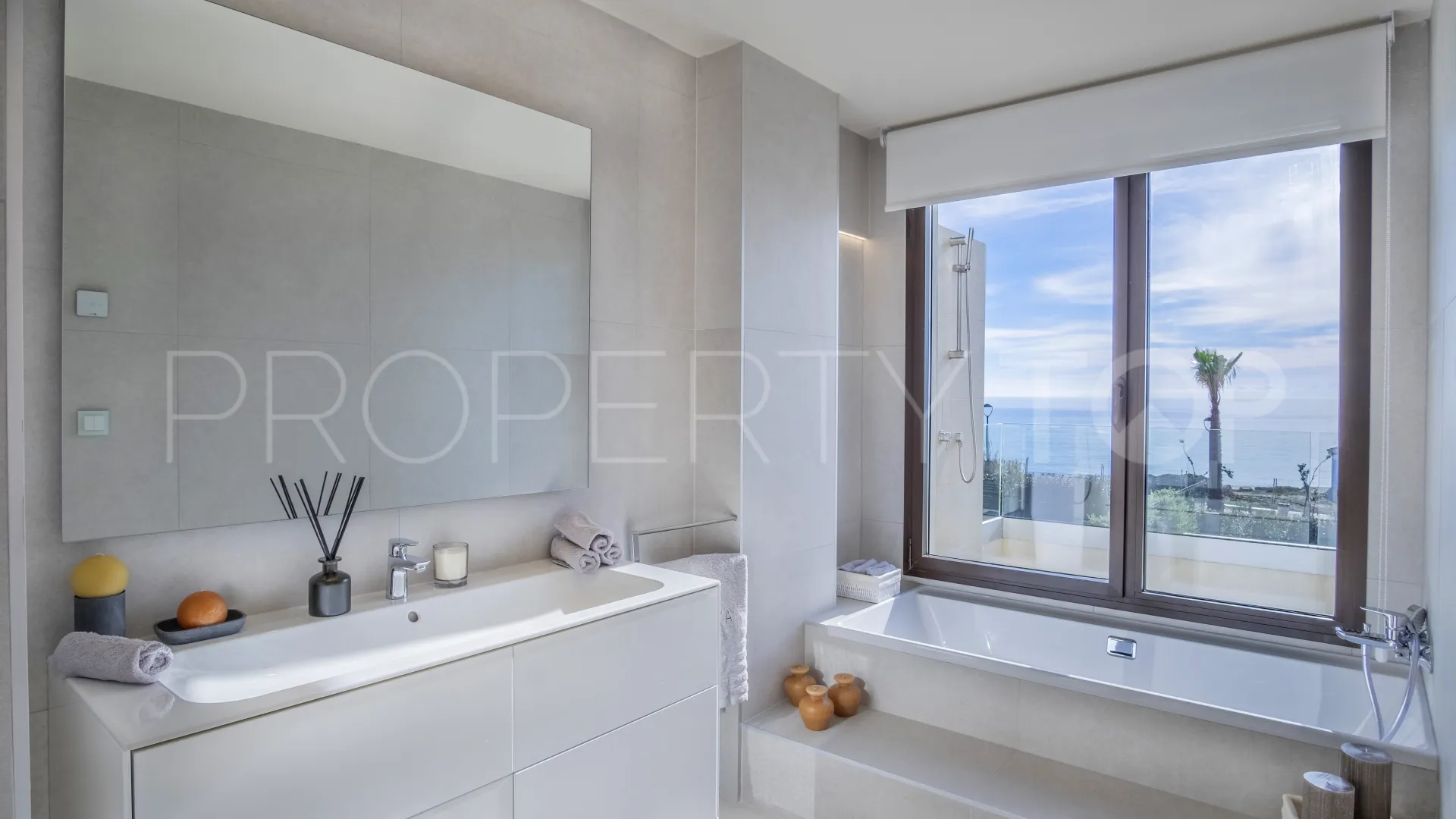 Se vende villa en Velaya