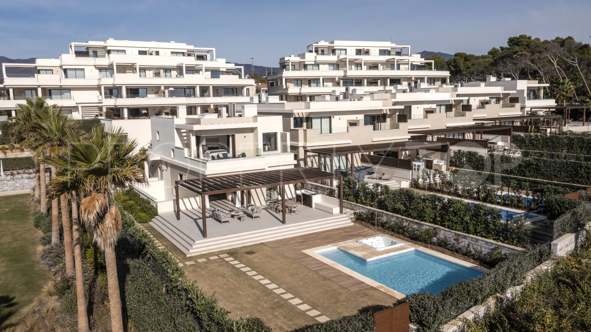 Se vende villa en Velaya