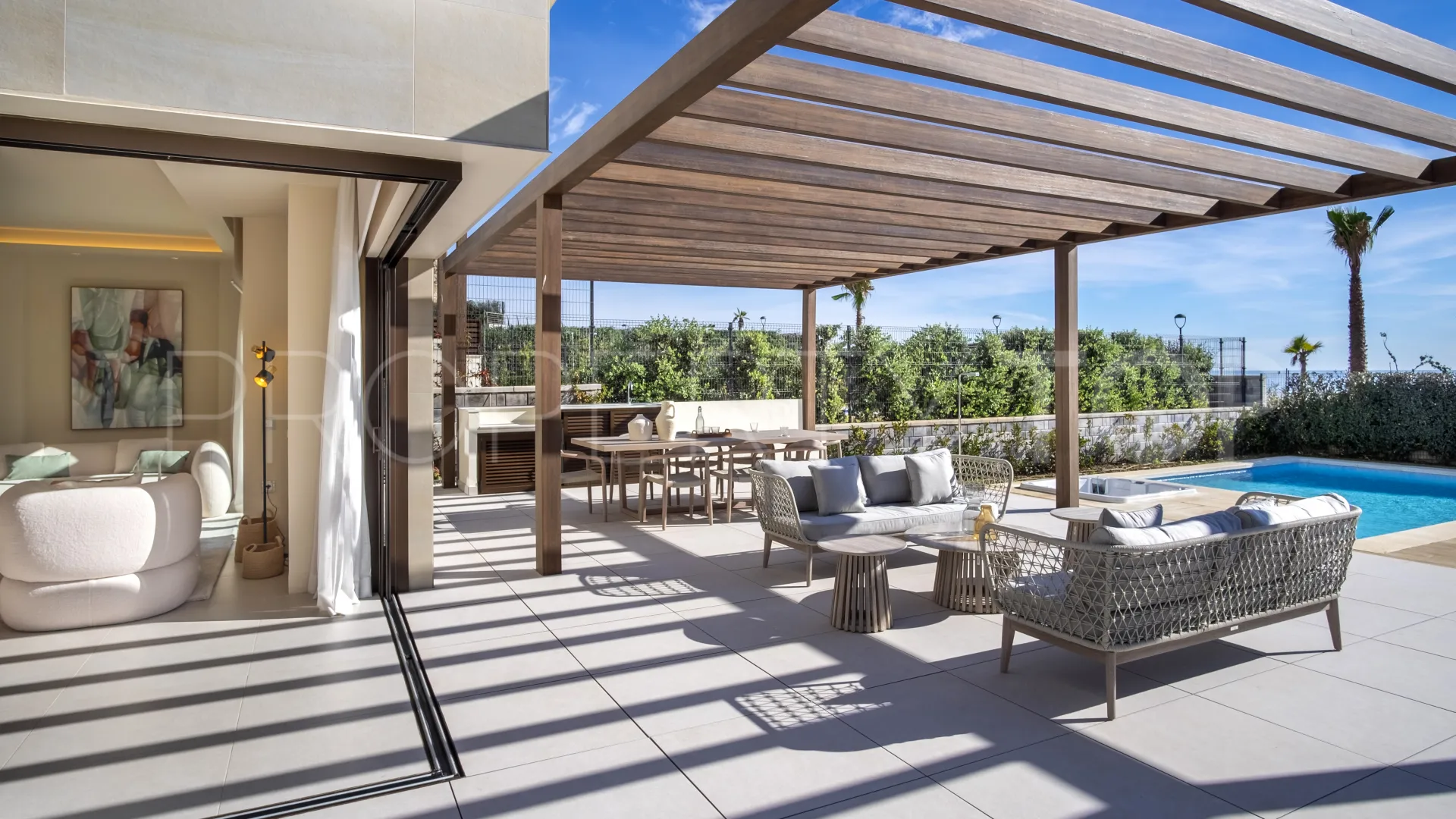 Se vende villa en Velaya