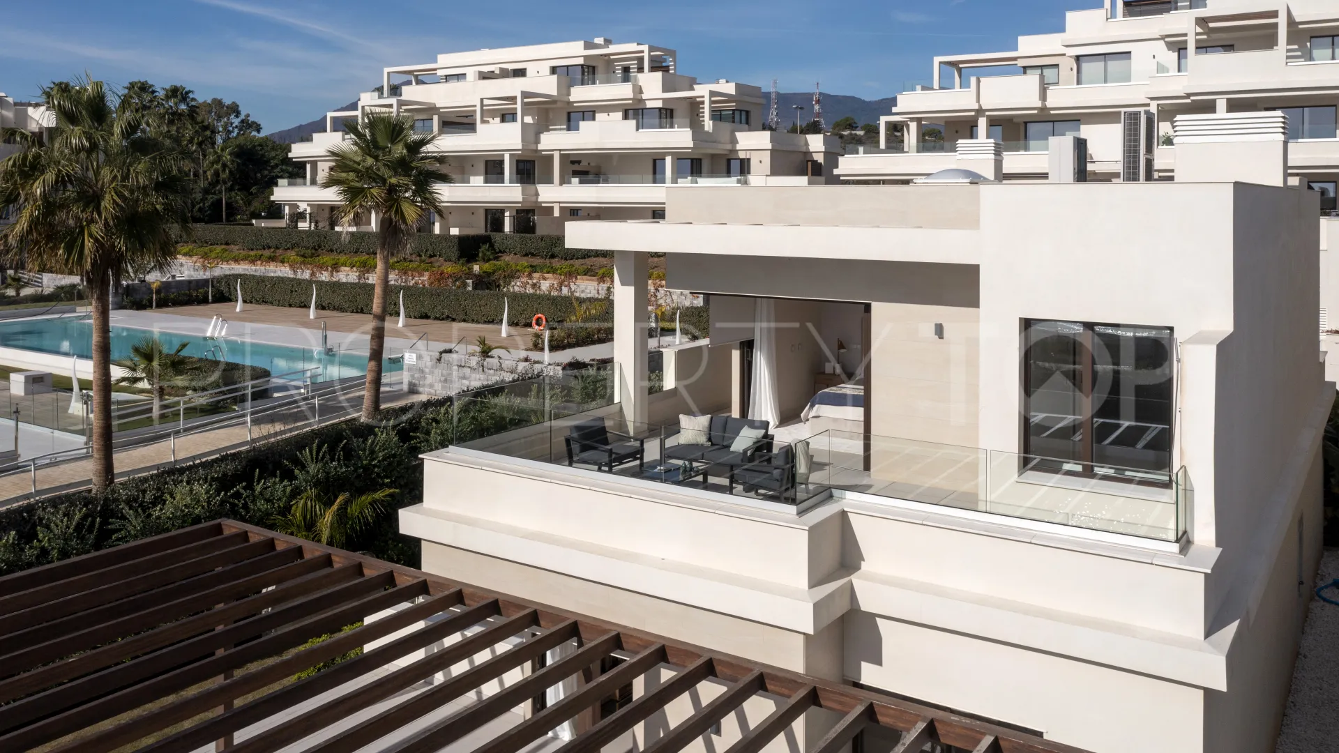 Se vende villa en Velaya