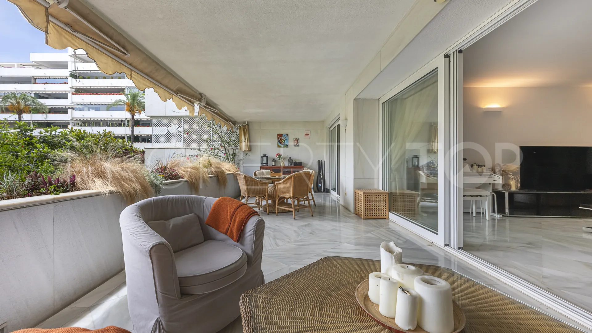 Apartamento en venta de 3 dormitorios en Marbella Golden Mile