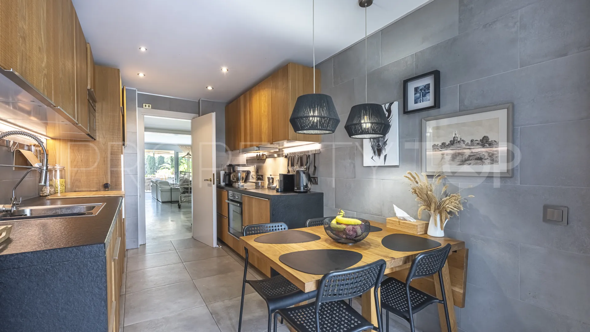 Apartamento en venta de 3 dormitorios en Marbella Golden Mile