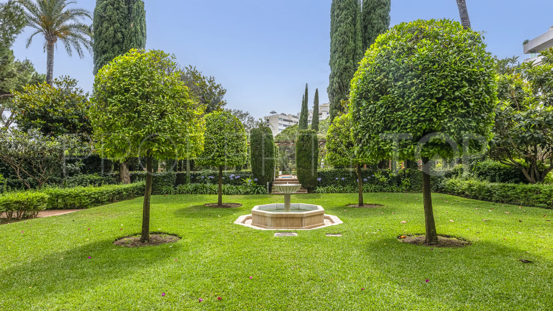 Apartamento en venta de 3 dormitorios en Marbella Golden Mile
