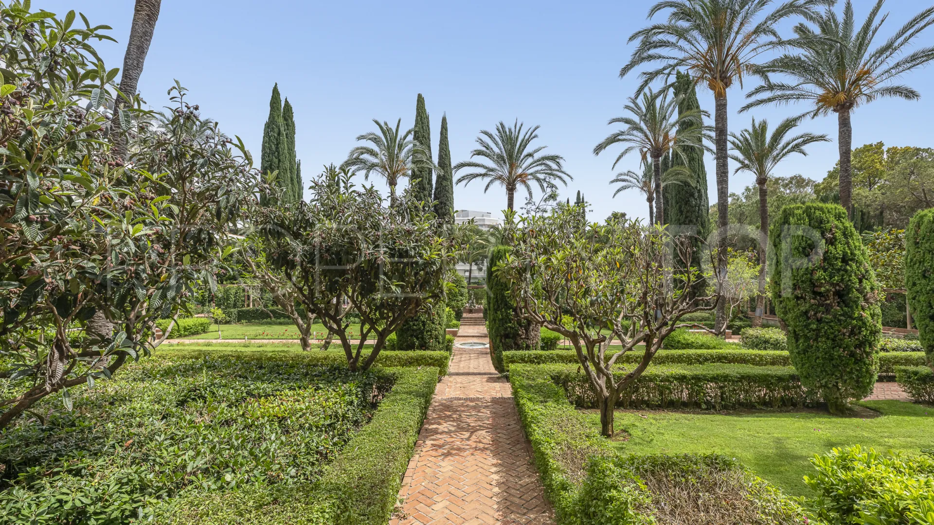Apartamento en venta de 3 dormitorios en Marbella Golden Mile