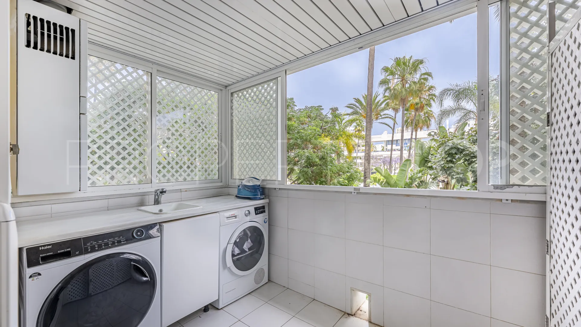 Apartamento en venta de 3 dormitorios en Marbella Golden Mile