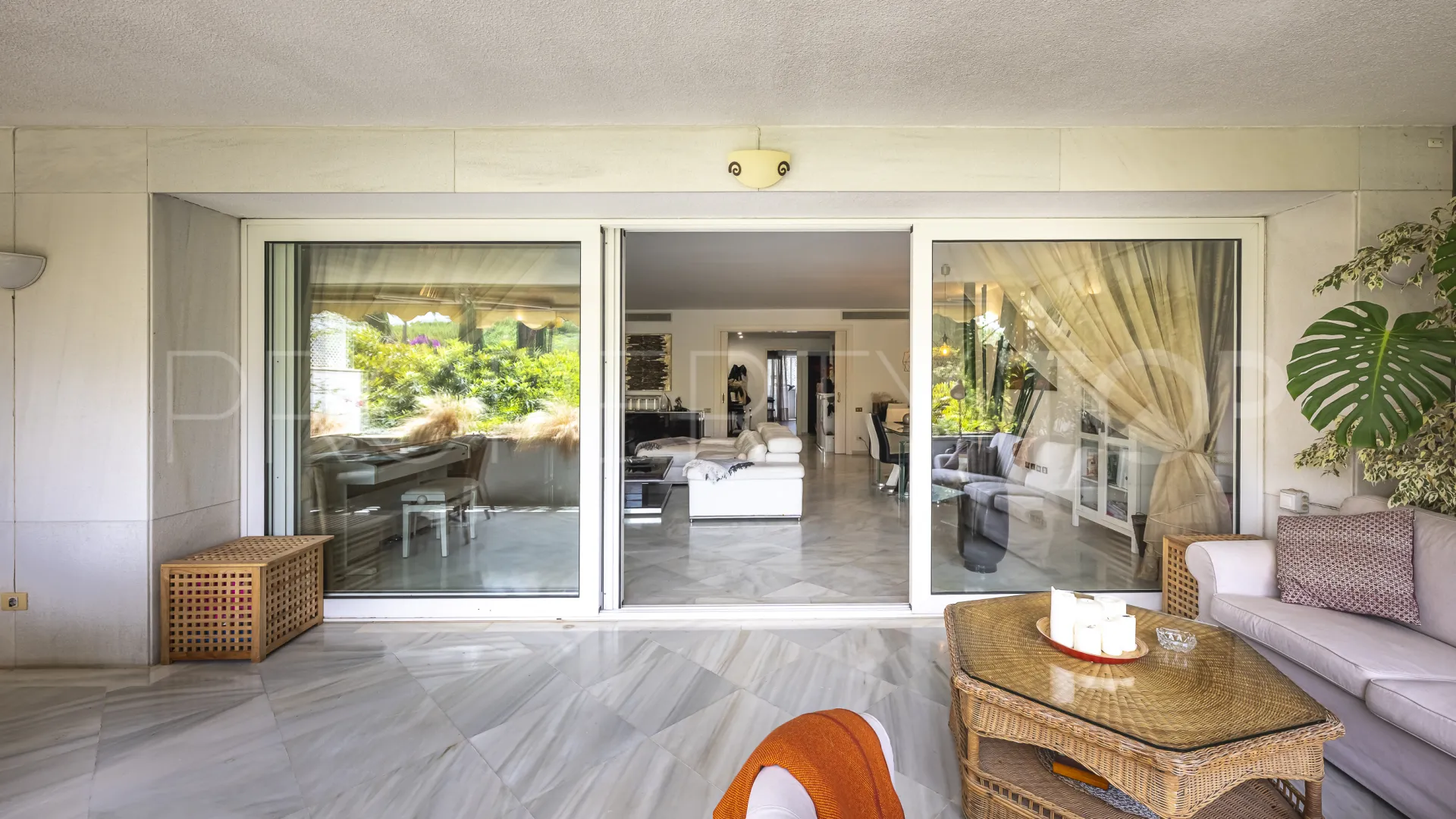 Apartamento en venta de 3 dormitorios en Marbella Golden Mile