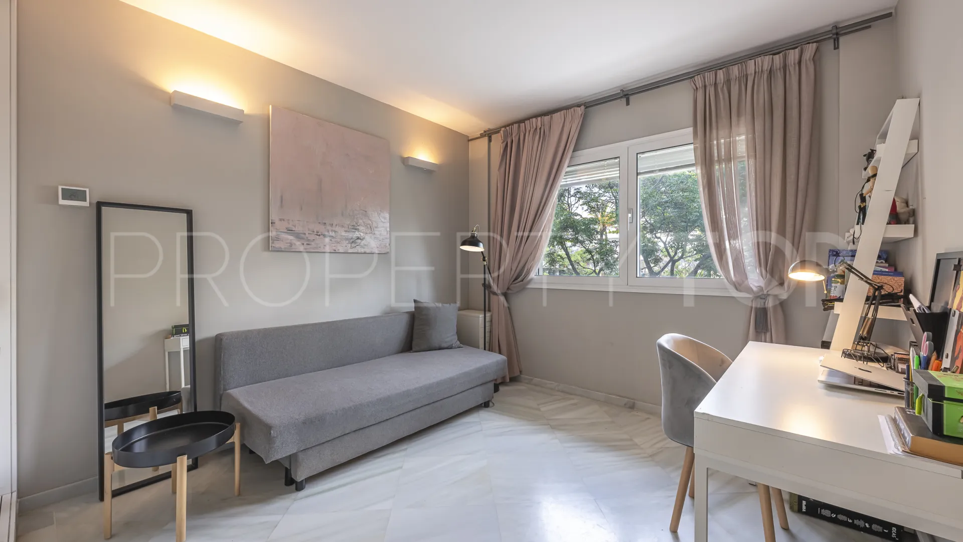 Apartamento en venta de 3 dormitorios en Marbella Golden Mile