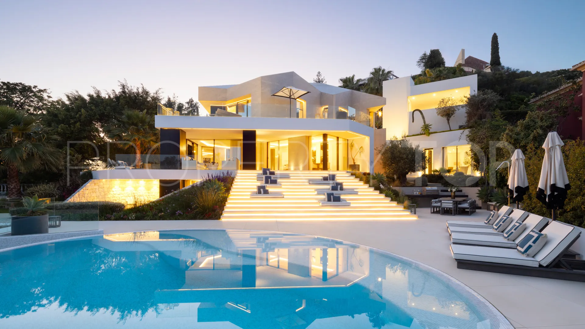 El Herrojo villa for sale