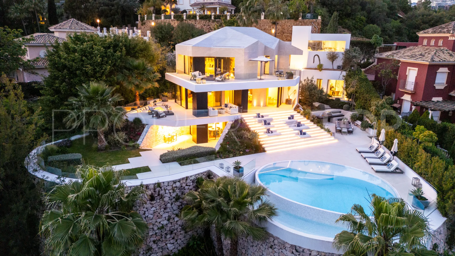 El Herrojo villa for sale