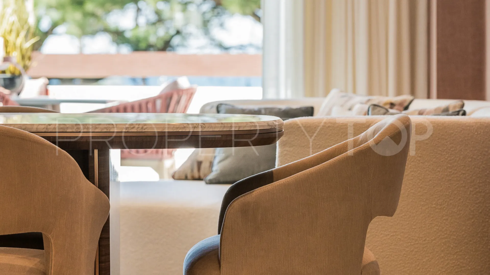 3 bedrooms apartment in Los Monteros Palm Beach for sale