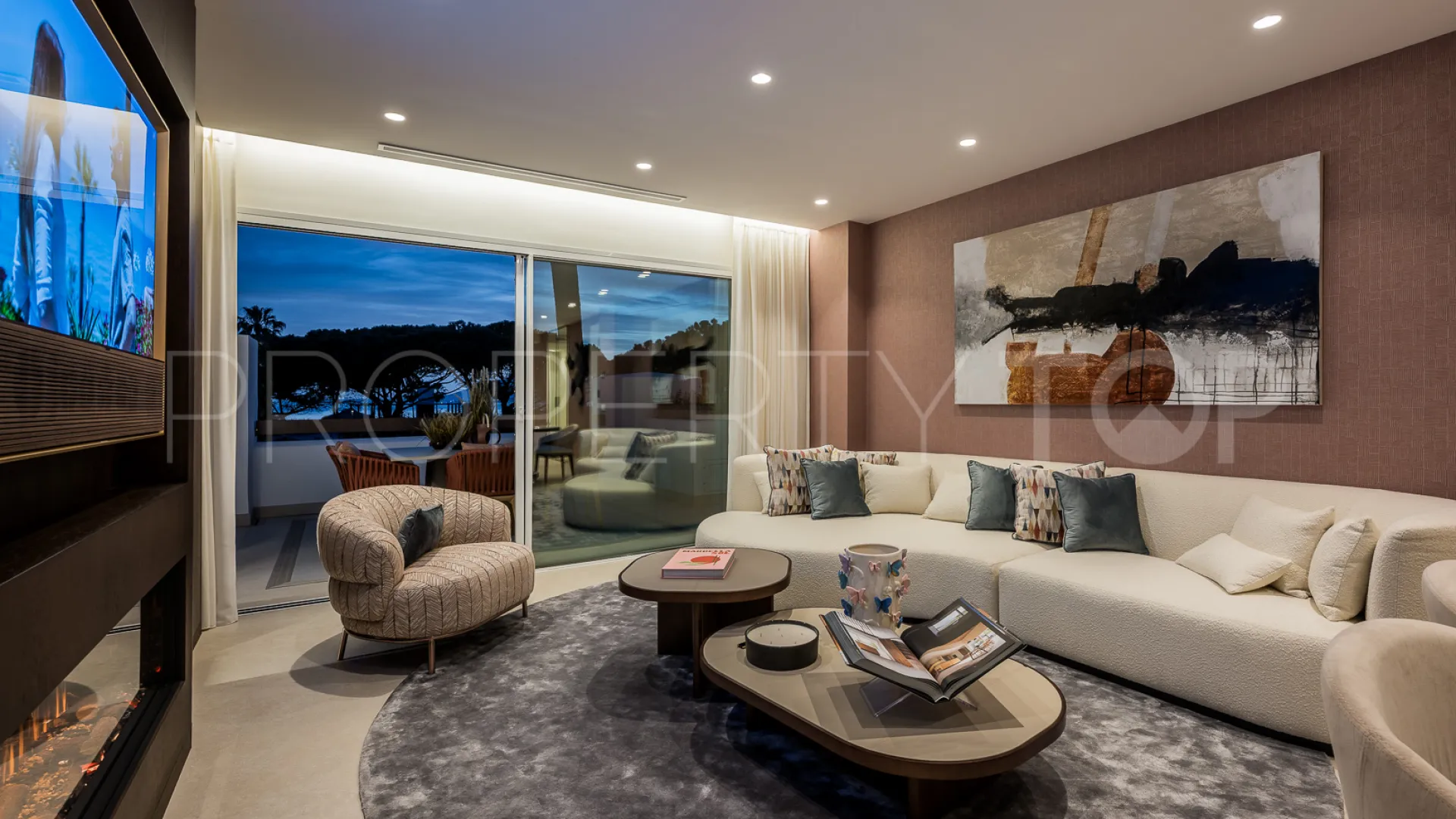 3 bedrooms apartment in Los Monteros Palm Beach for sale