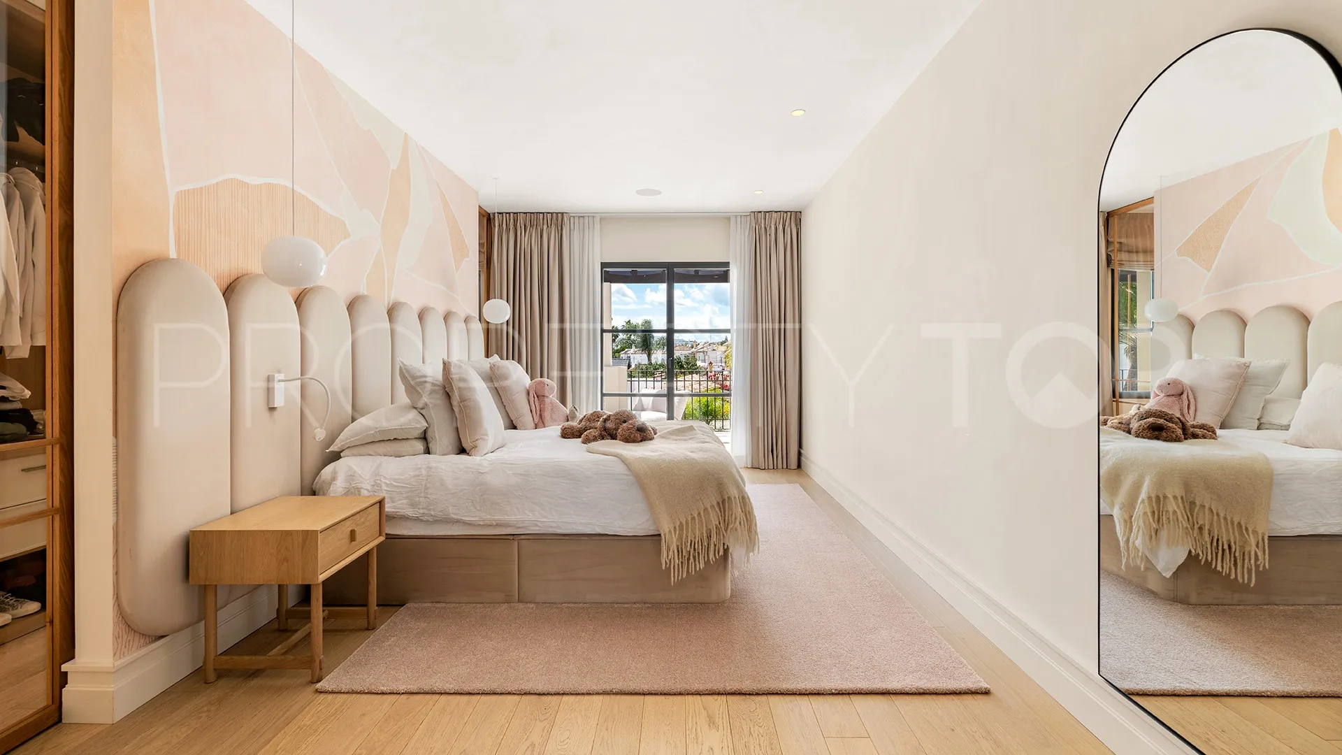 6 bedrooms villa in San Pedro de Alcantara for sale