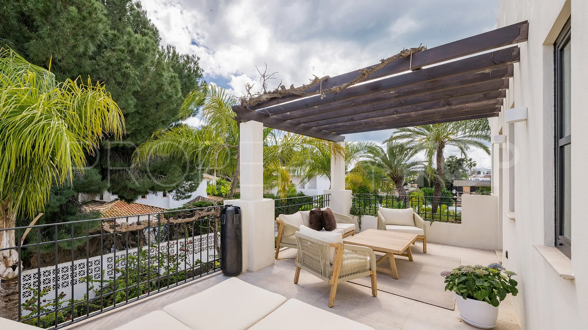 6 bedrooms villa in San Pedro de Alcantara for sale