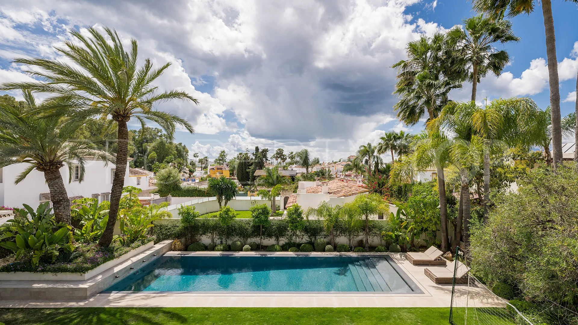 6 bedrooms villa in San Pedro de Alcantara for sale