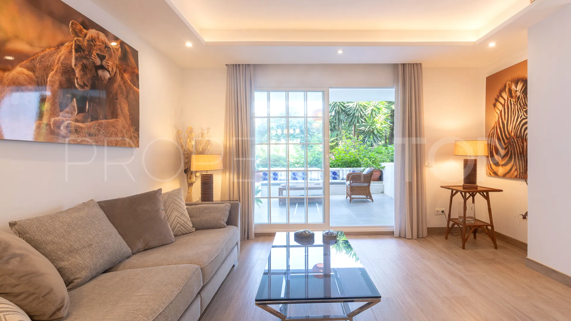 Comprar apartamento planta baja de 2 dormitorios en Puente Romano II