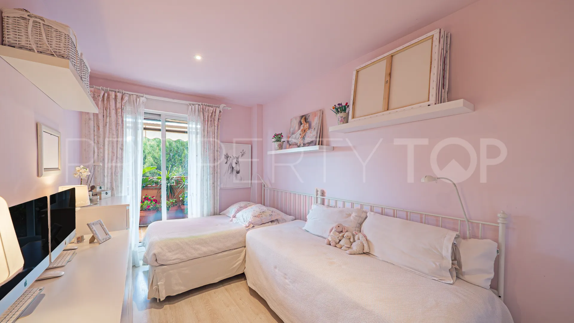 Apartamento en venta en Costa Nagüeles III de 3 dormitorios
