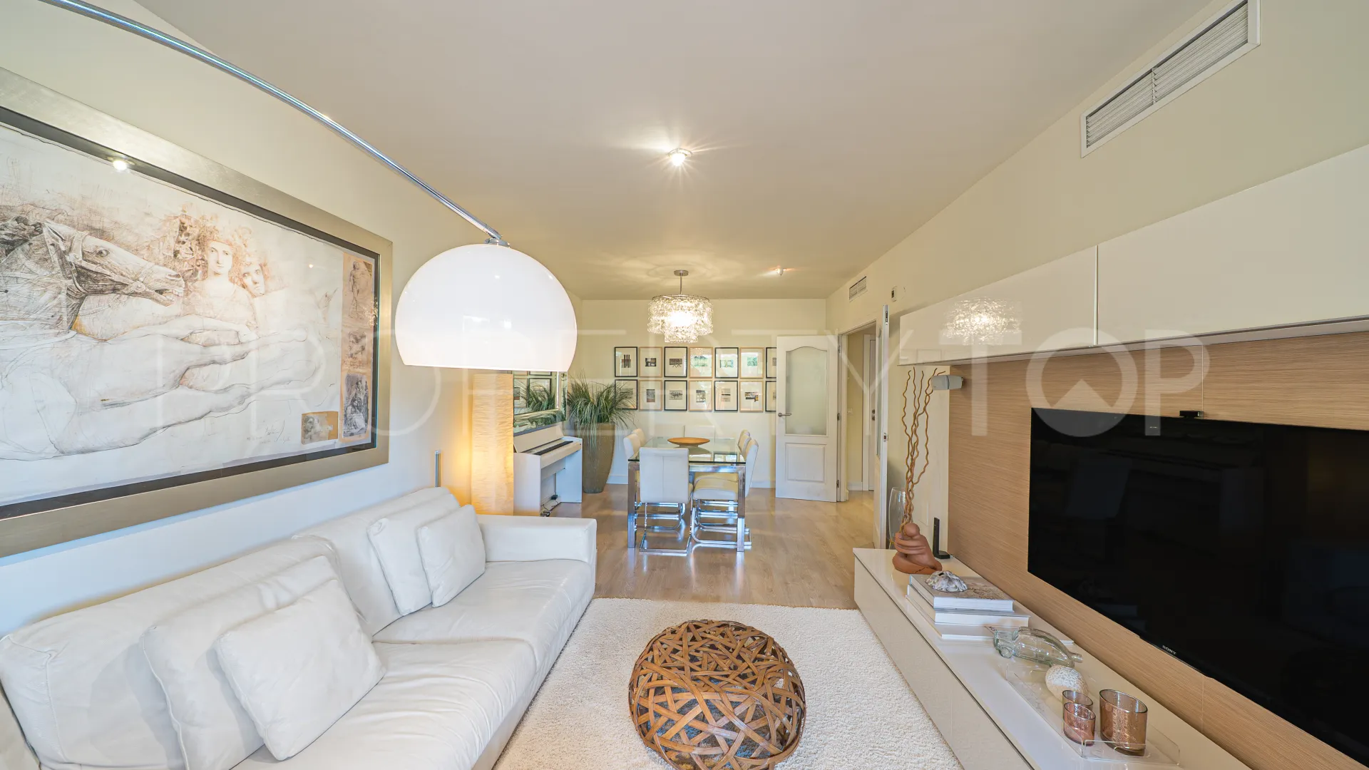 Apartamento en venta en Costa Nagüeles III de 3 dormitorios