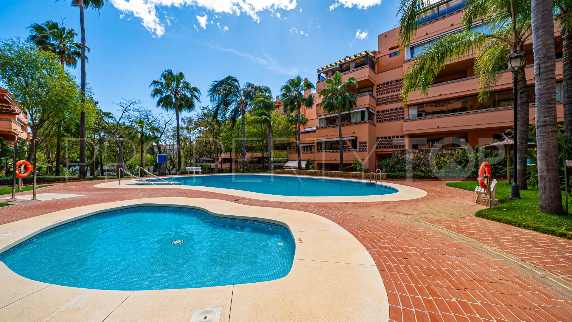 Apartamento en venta en Costa Nagüeles III de 3 dormitorios