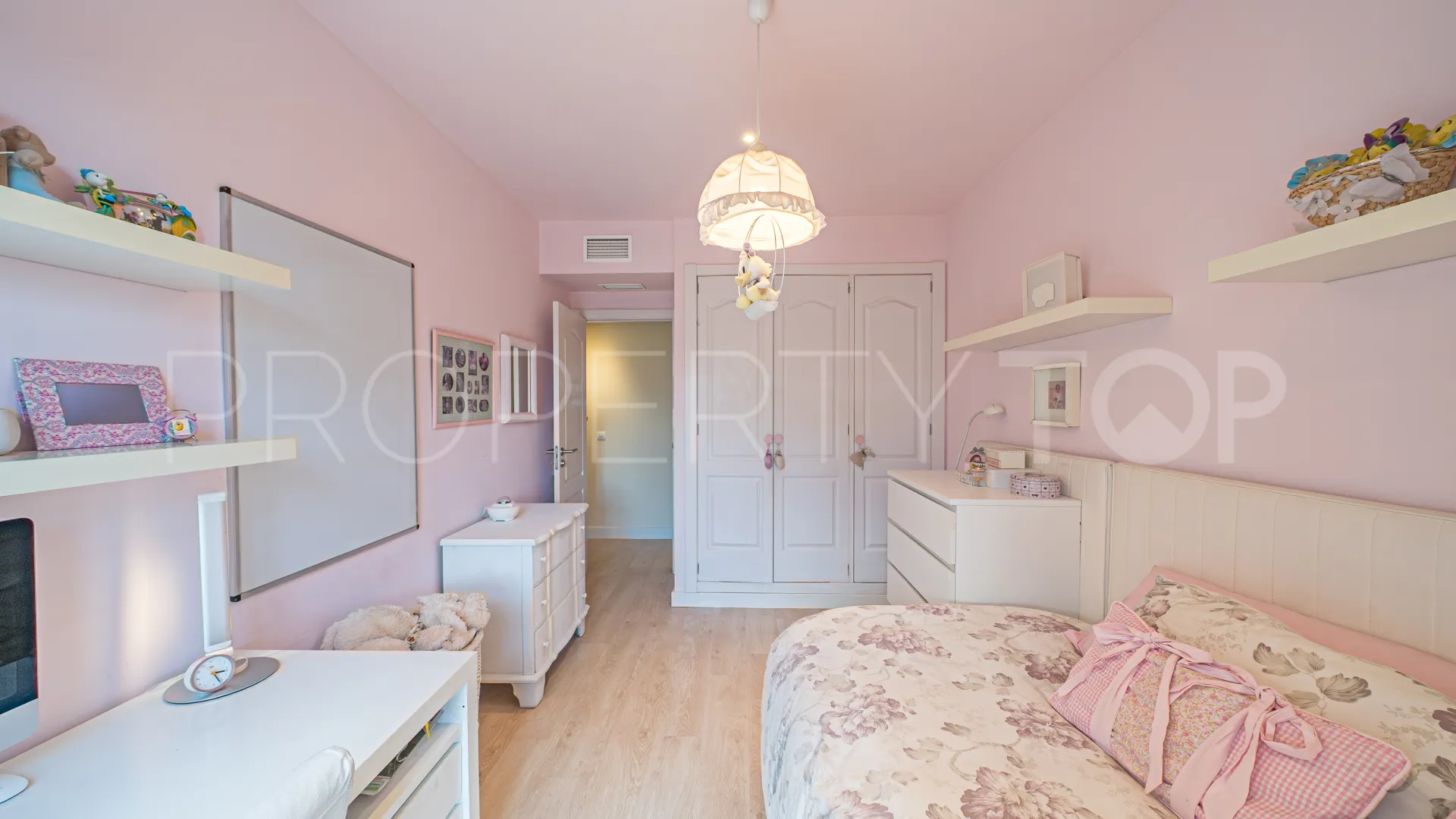 Apartamento en venta en Costa Nagüeles III de 3 dormitorios
