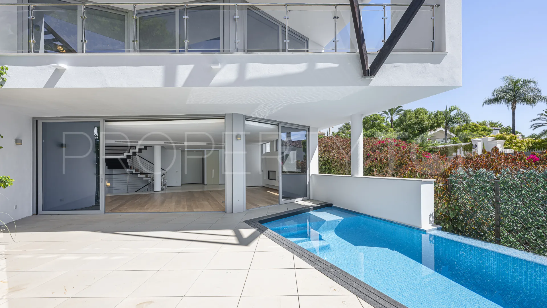 Meisho Hills town house for sale