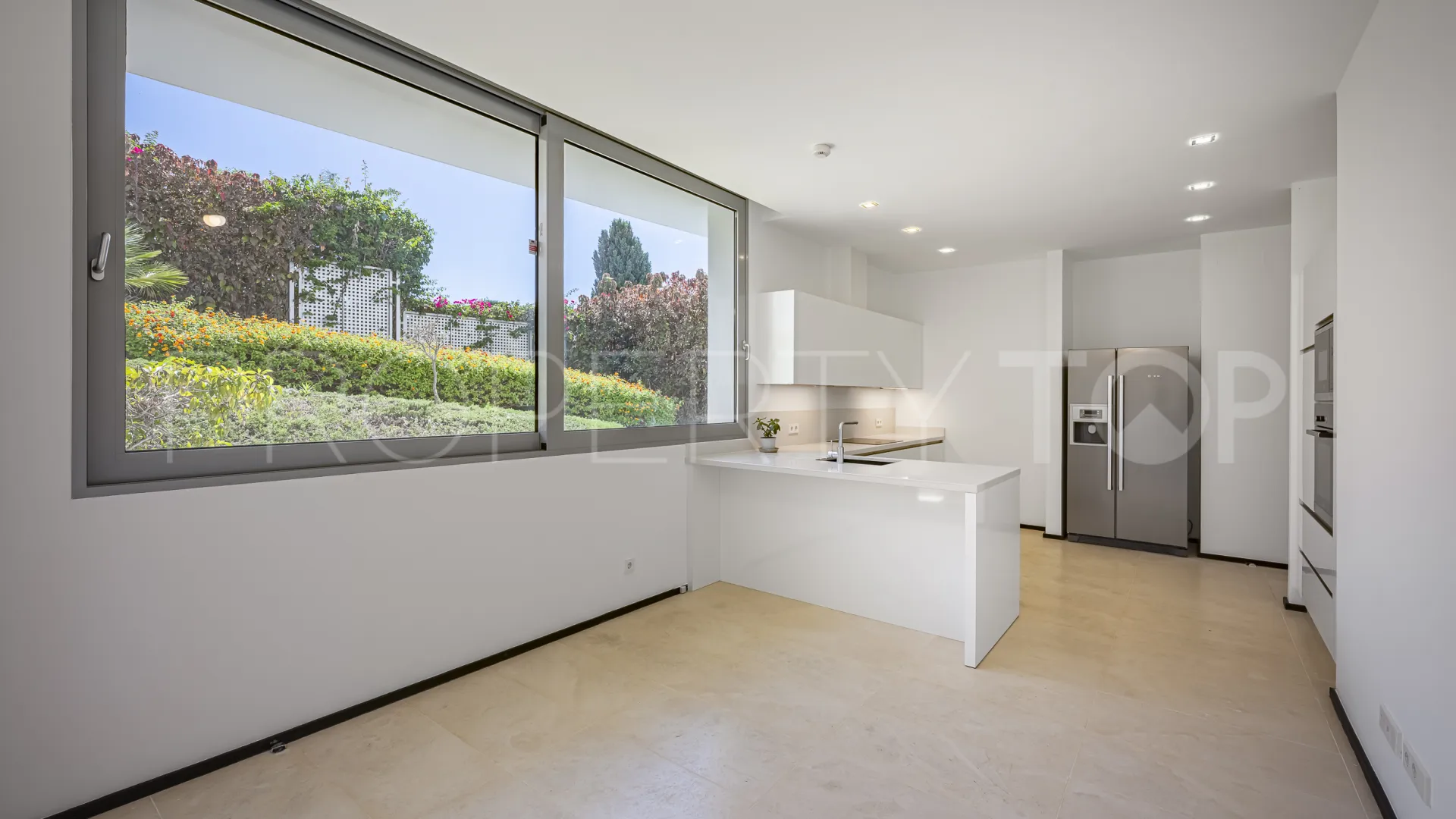 Meisho Hills town house for sale
