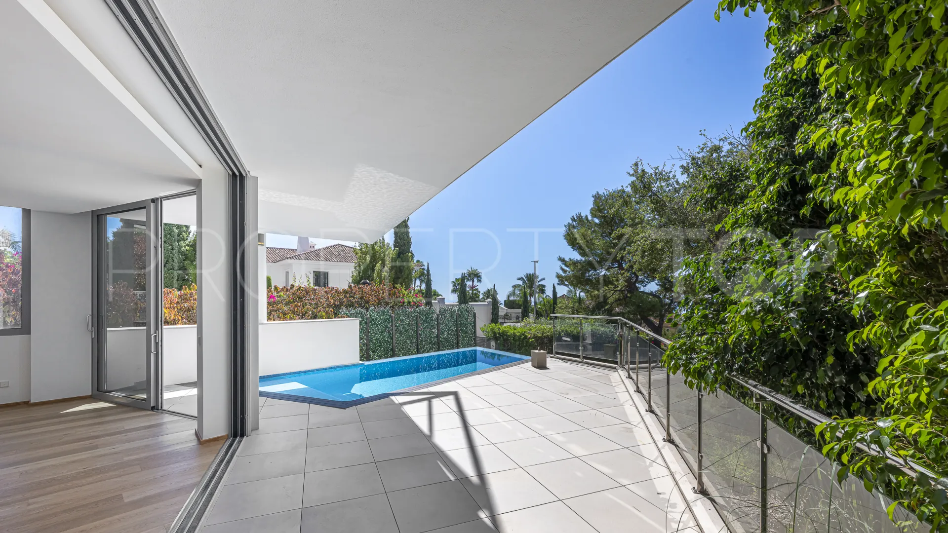 Meisho Hills town house for sale