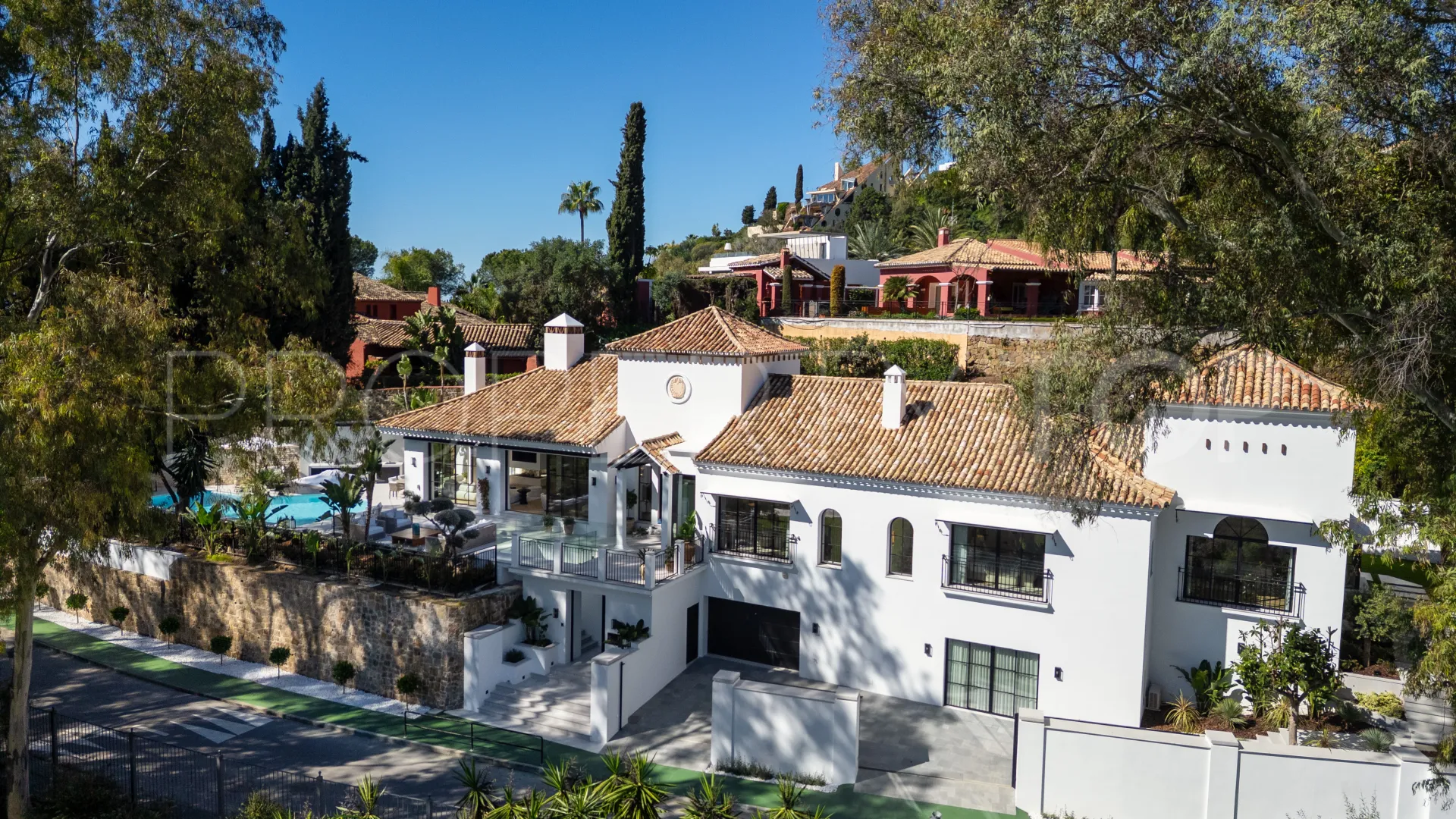 For sale El Herrojo villa with 5 bedrooms