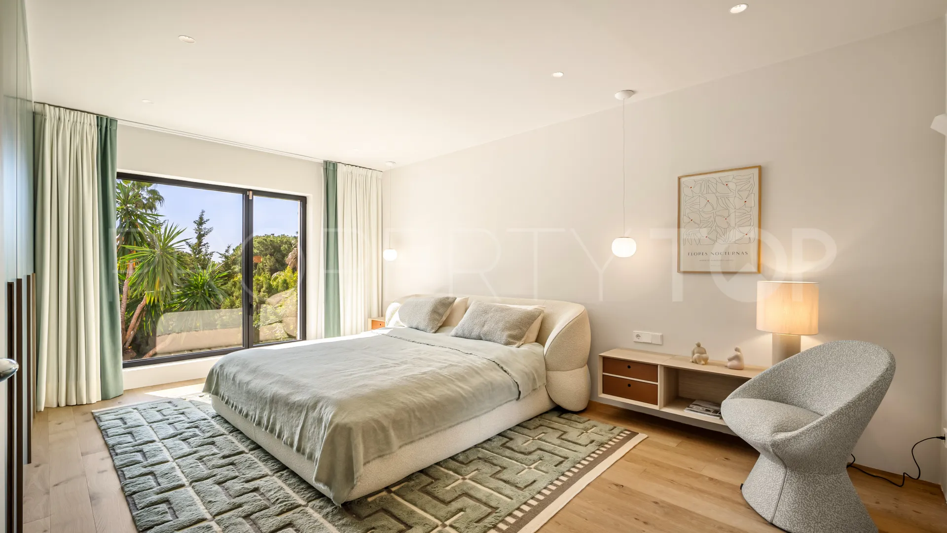 For sale Las Brisas villa