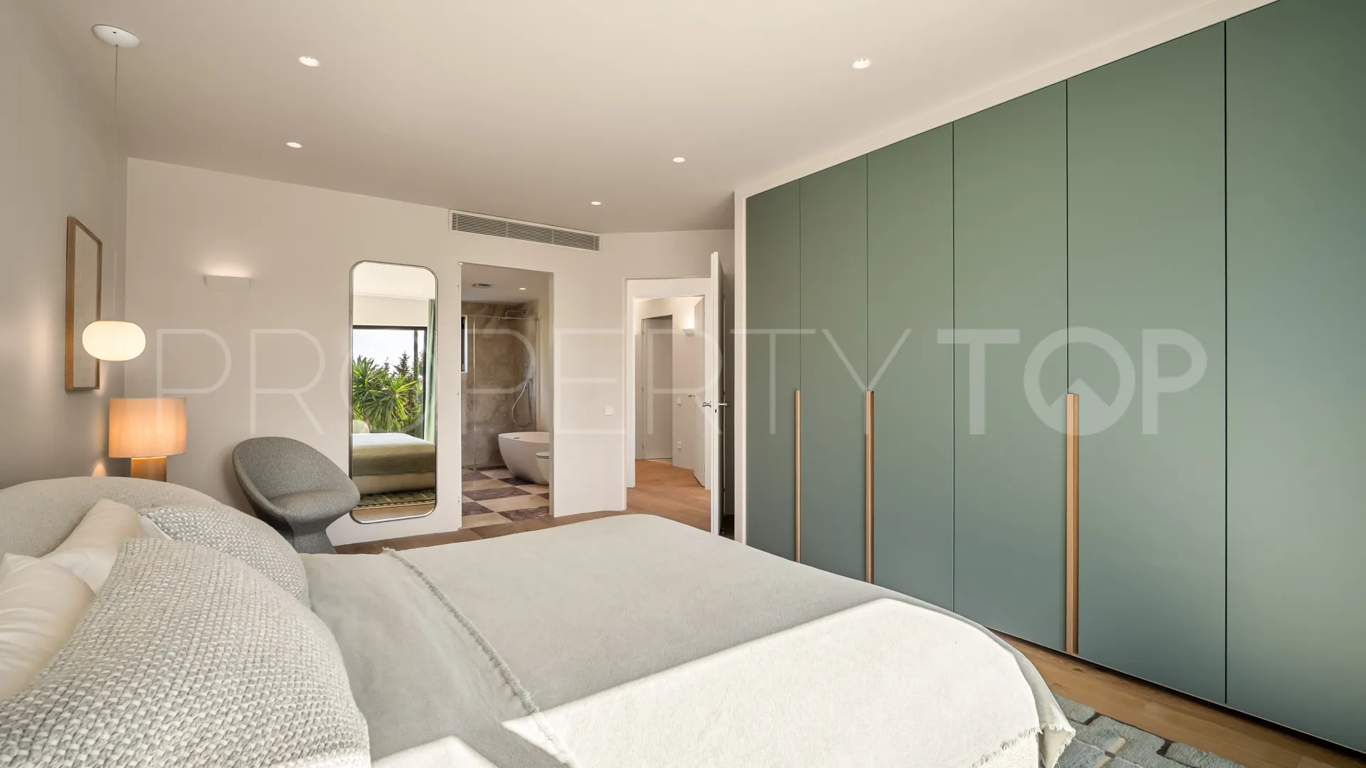 For sale Las Brisas villa