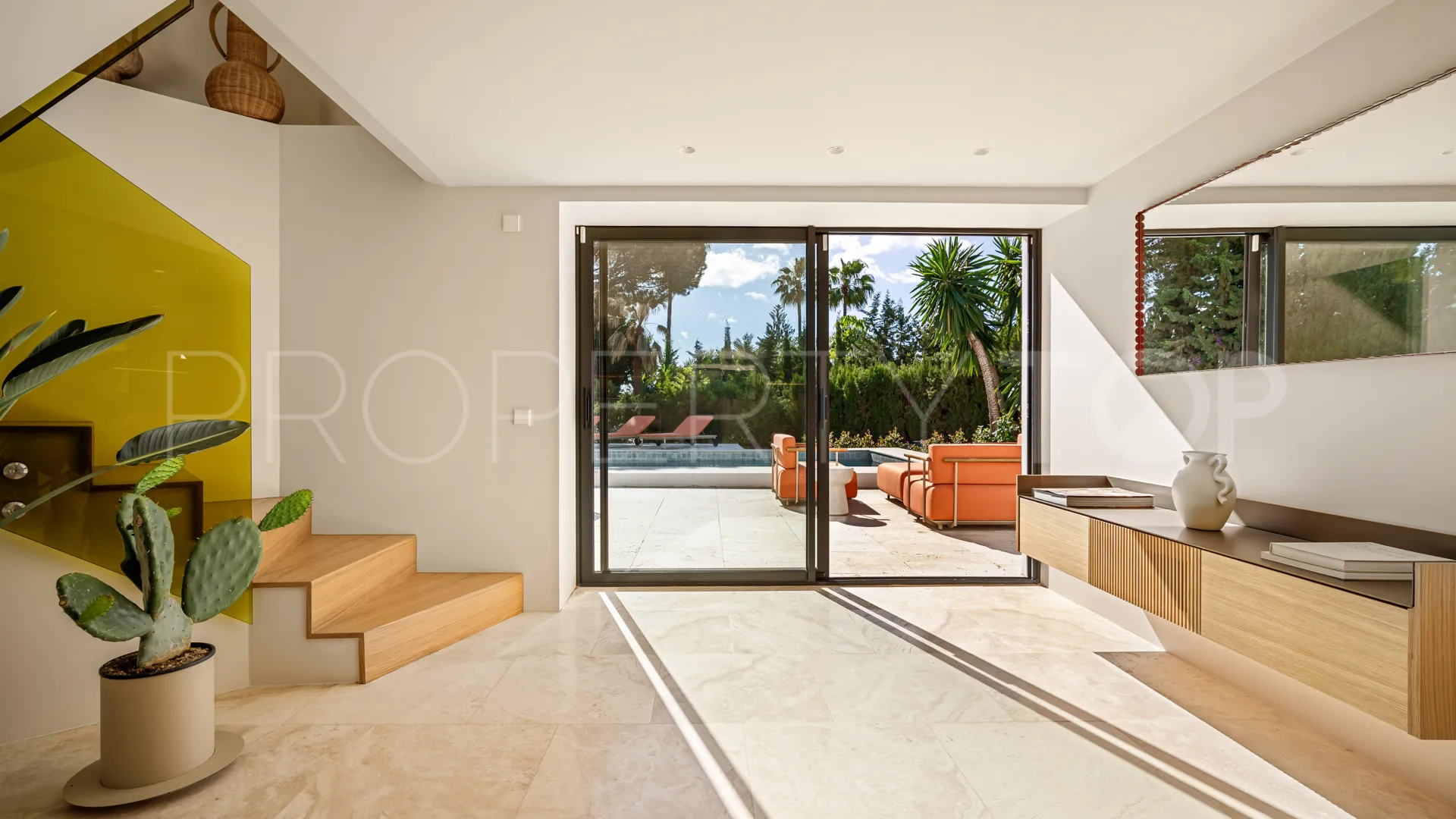 For sale Las Brisas villa