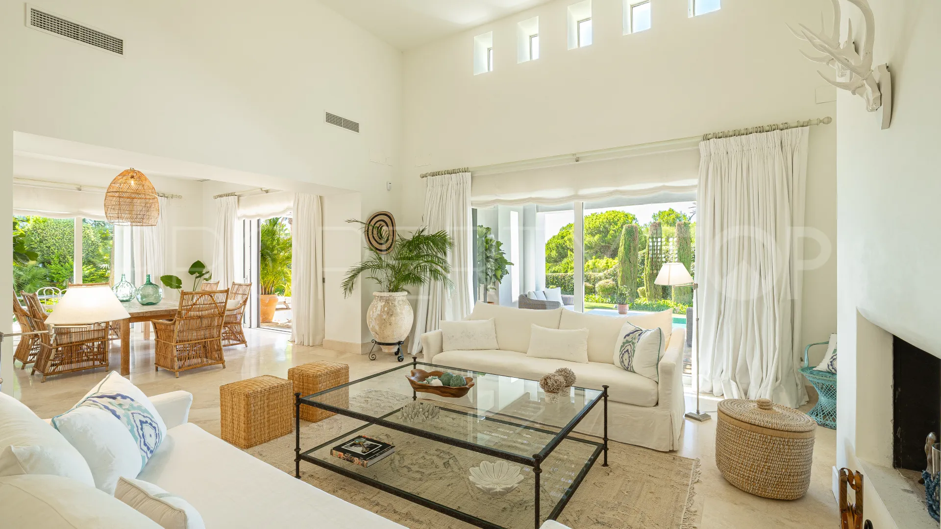 Villa for sale in Finca Cortesin with 4 bedrooms