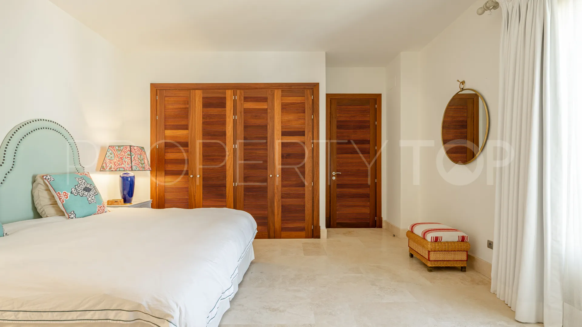 Villa for sale in Finca Cortesin with 4 bedrooms