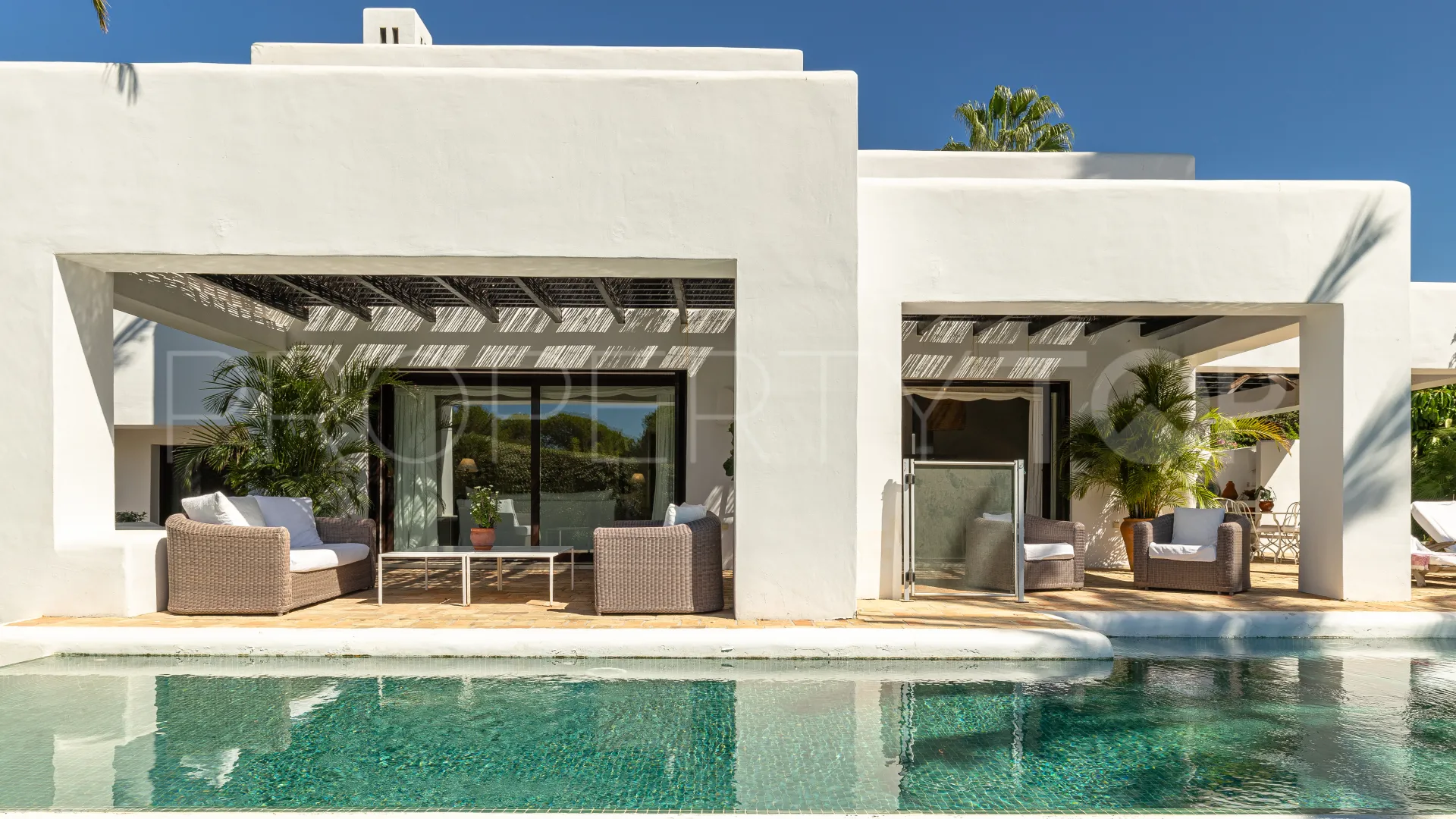 Villa for sale in Finca Cortesin with 4 bedrooms