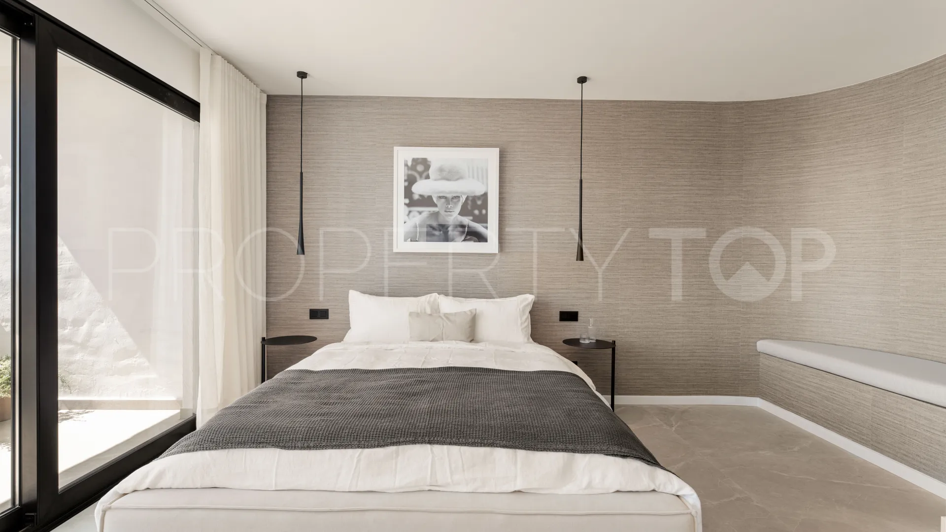 Duplex with 3 bedrooms for sale in Las Colinas de Marbella