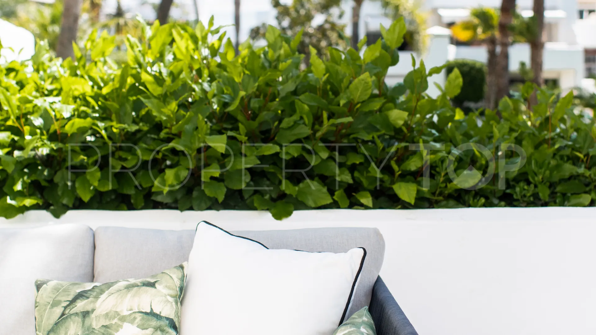 Apartamento planta baja con 3 dormitorios en venta en Alhambra del Mar