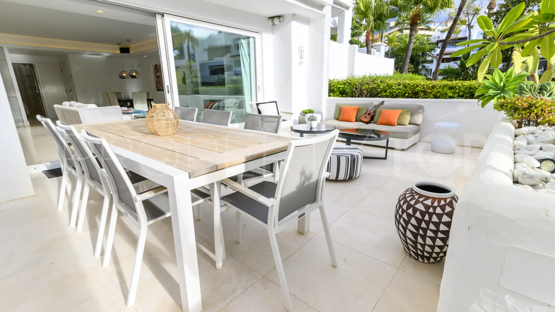 Apartamento planta baja con 3 dormitorios en venta en Alhambra del Mar