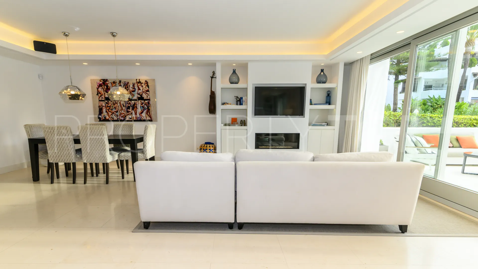 Apartamento planta baja con 3 dormitorios en venta en Alhambra del Mar