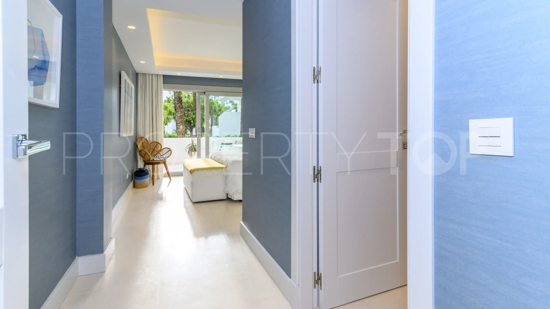 Apartamento planta baja con 3 dormitorios en venta en Alhambra del Mar