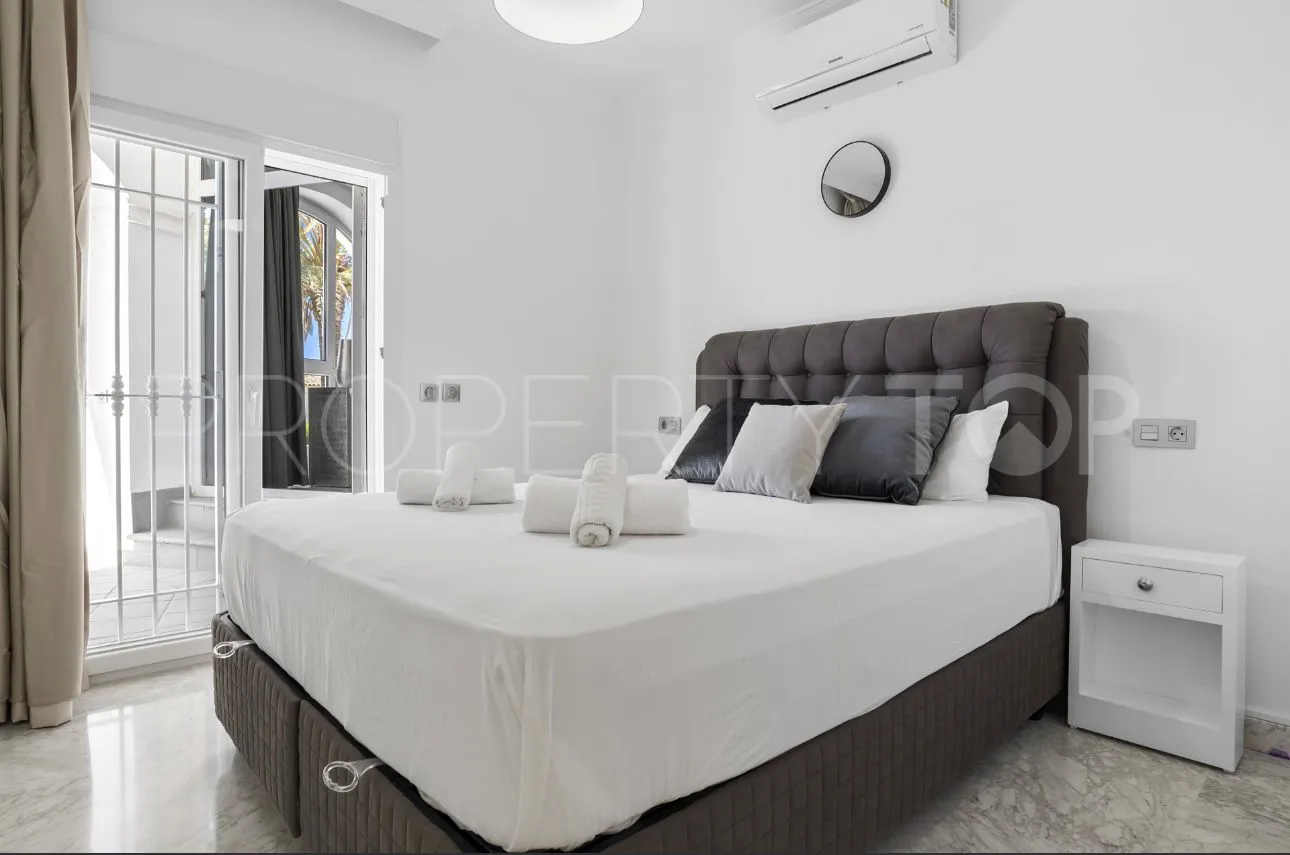 Elviria villa for sale