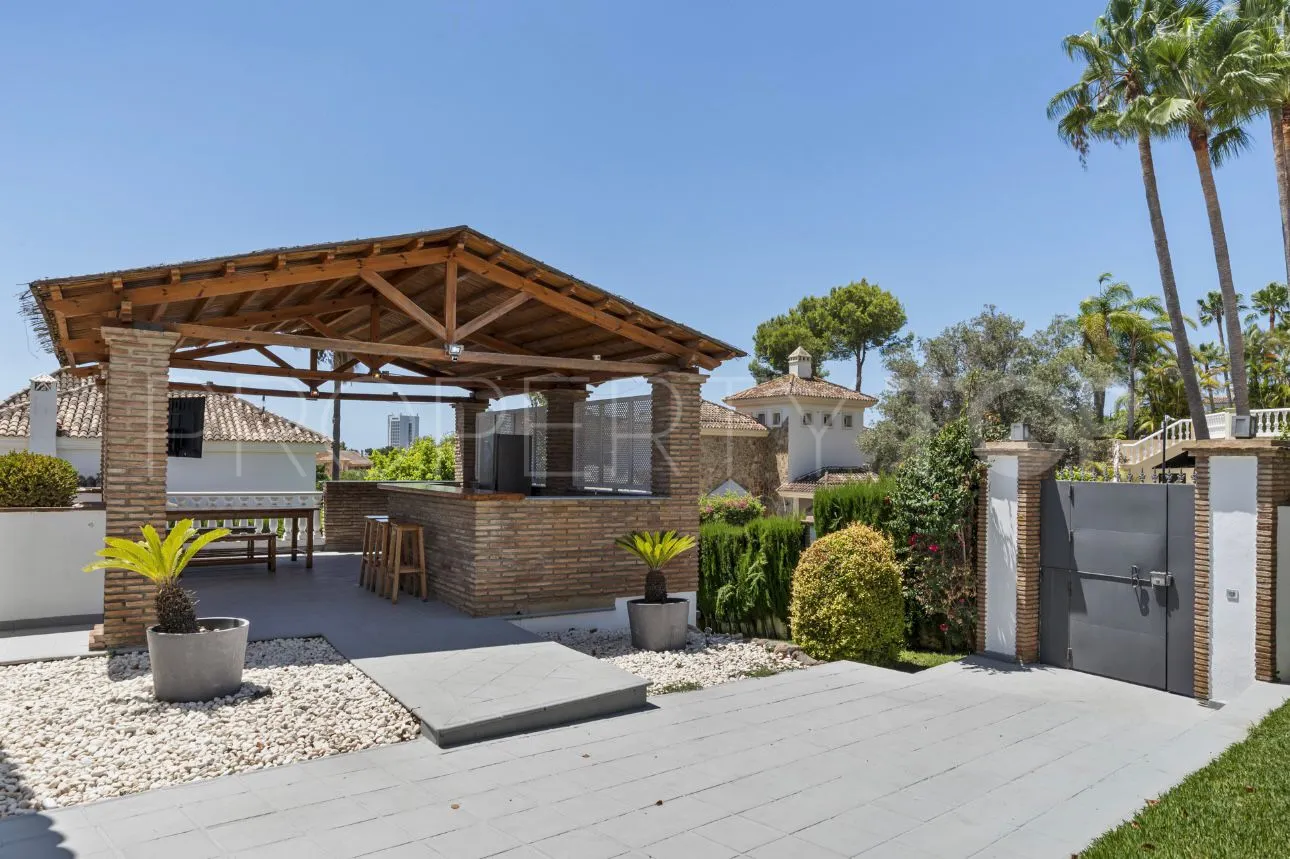 Elviria villa for sale