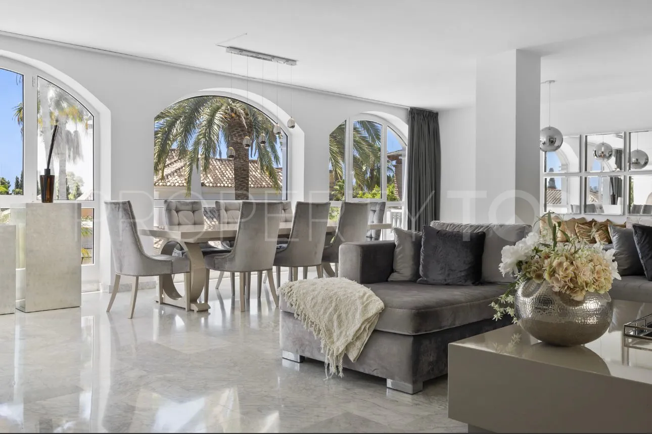 Elviria villa for sale