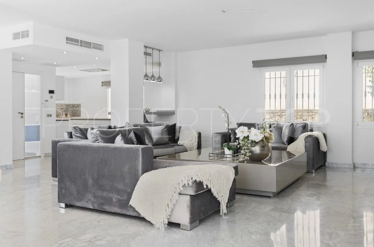 Elviria villa for sale