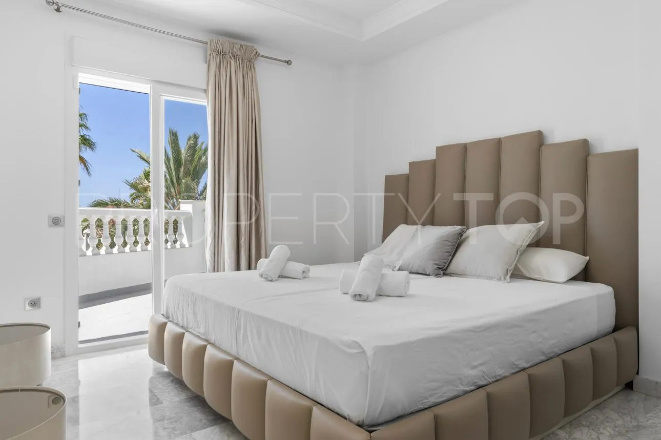 Elviria villa for sale