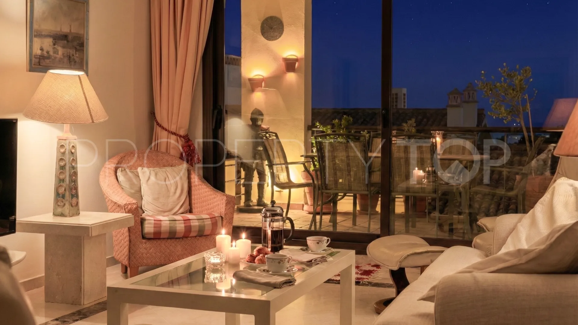Apartamento a la venta en Los Arqueros con 3 dormitorios