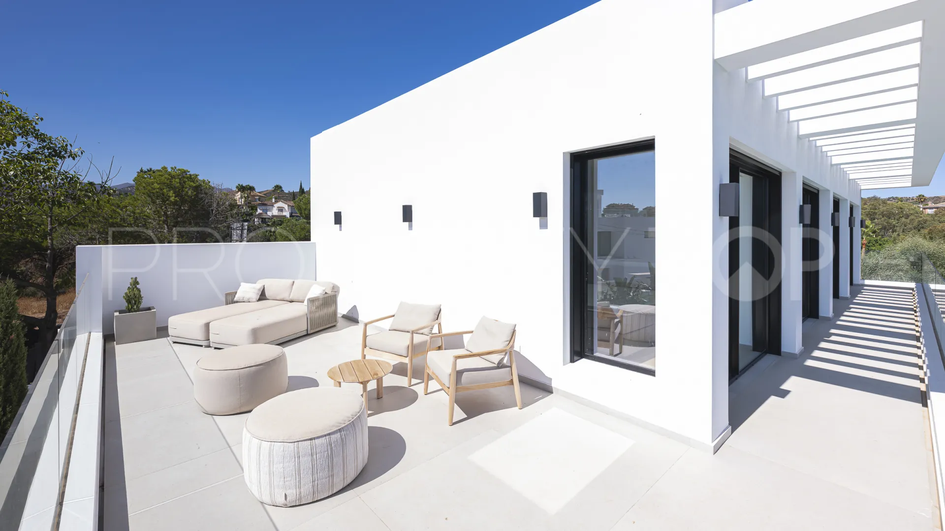 For sale Elviria villa