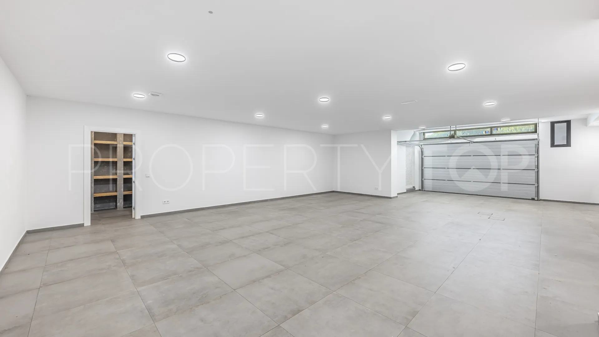 For sale Elviria villa
