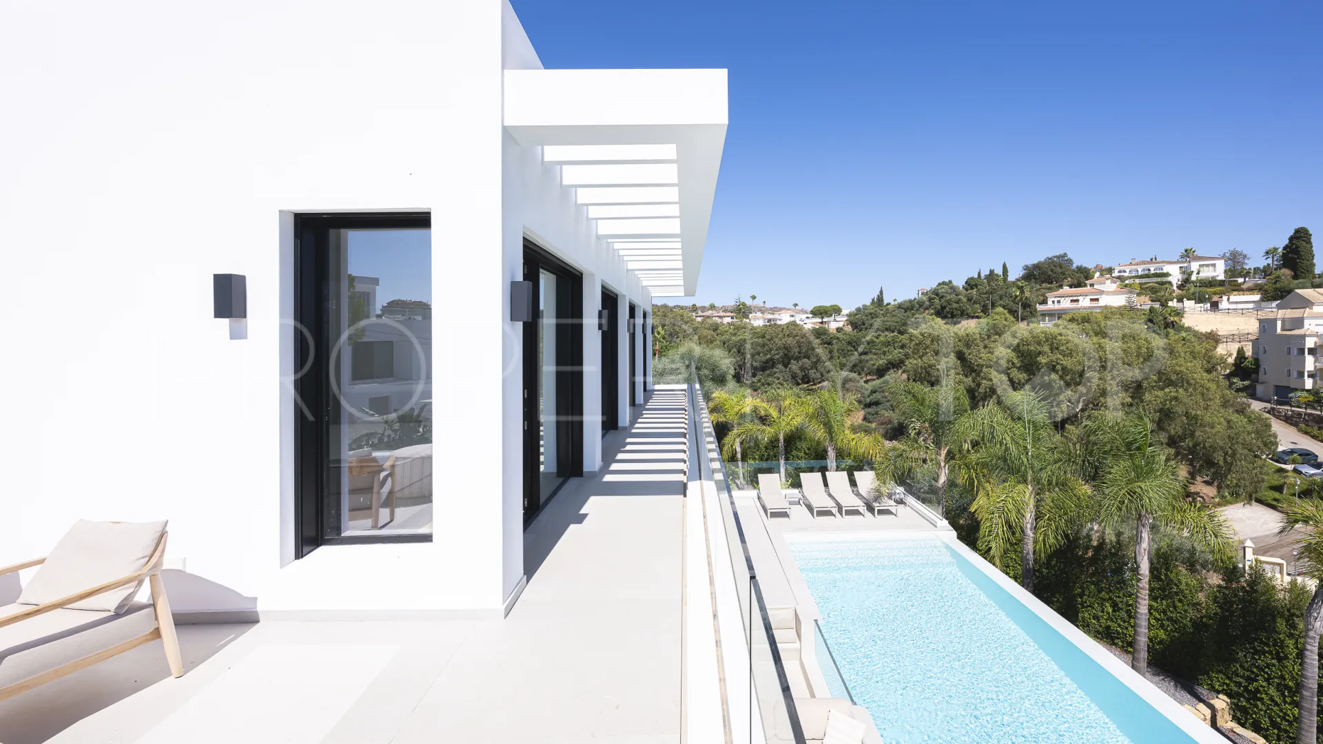 For sale Elviria villa